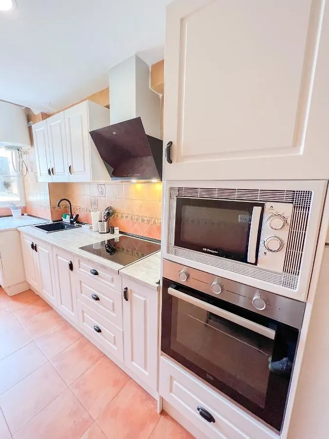 Spacious Apartment In The Center Of Torremolinos