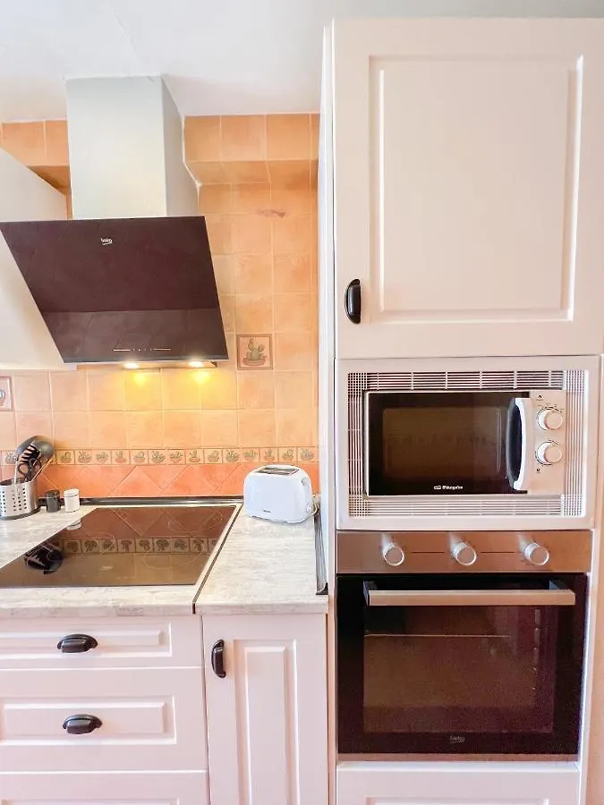 Spacious Apartment In The Center Of Torremolinos